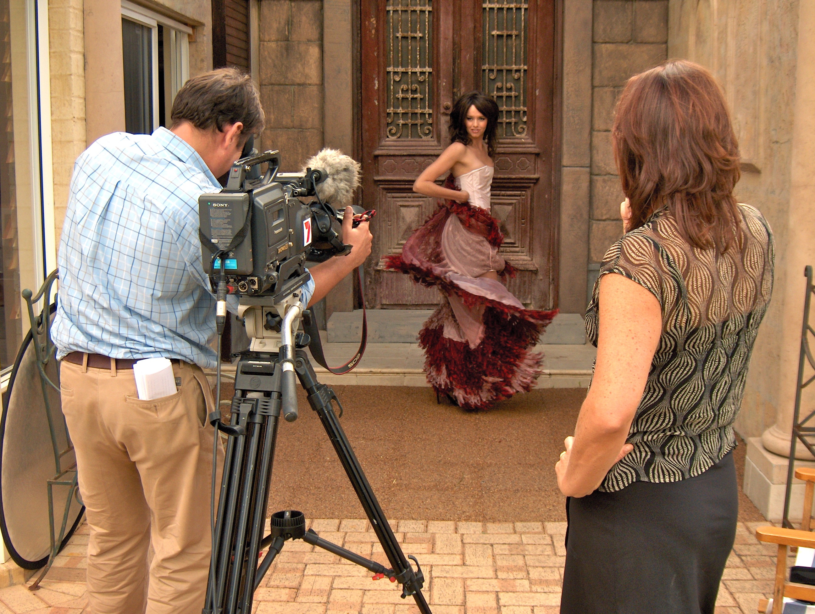 Melanie Camp on location Perth, Australia 'Home in WA' Channel 7 Shoot