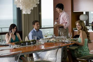 Still of Mark Feuerstein, Jill Flint, Meredith Hagner and Ezra Miller in Royal Pains (2009)