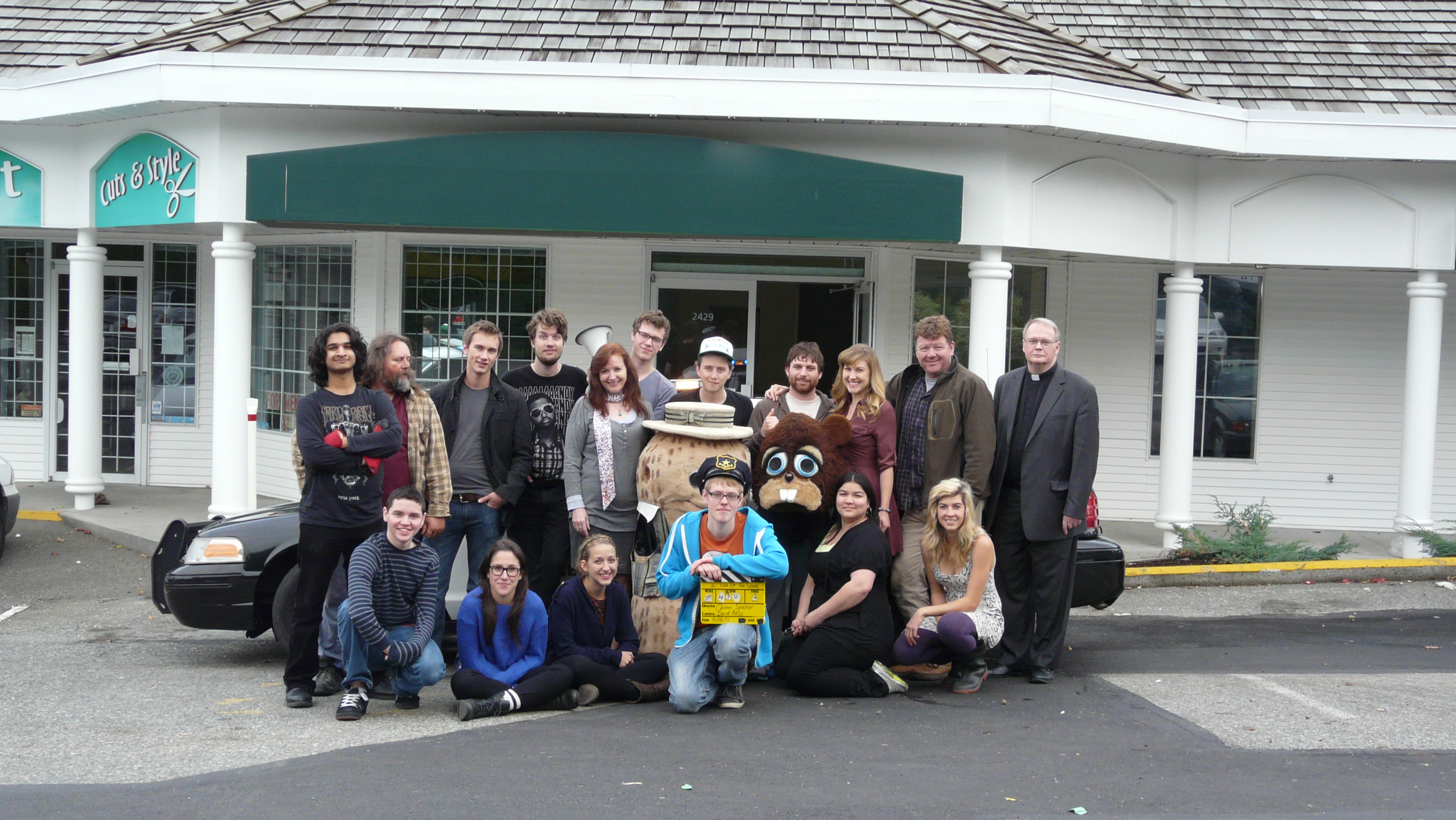 Cast and crew photo from the bank robbing, romantic comedy 'I Did It For Love'. Screened at the 2015 LA Shorts Fest