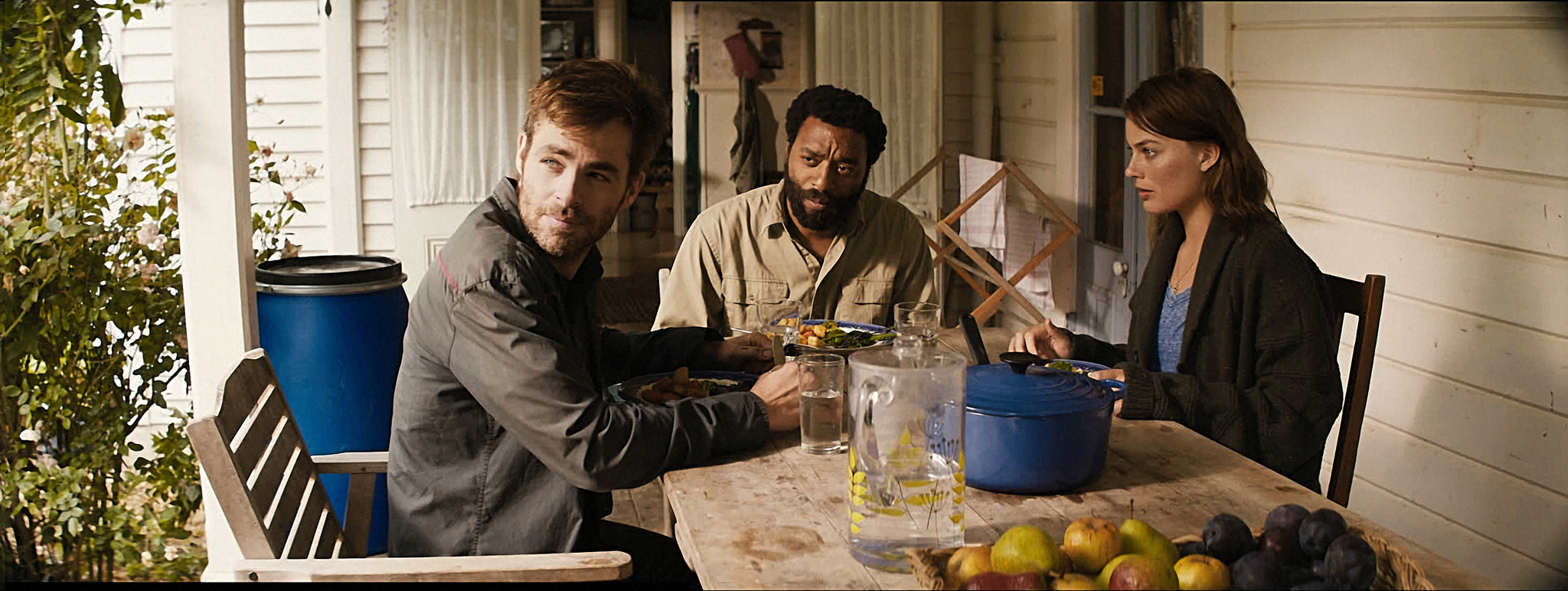 Still of Chiwetel Ejiofor, Chris Pine and Margot Robbie in Z for Zachariah (2015)