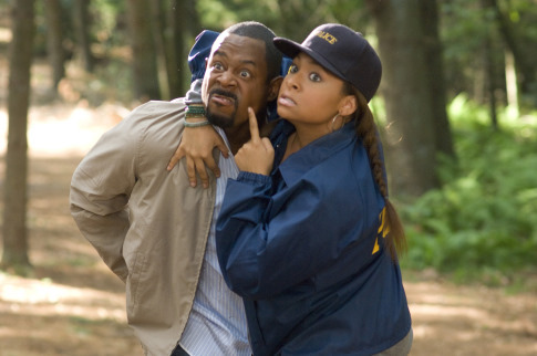 Still of Martin Lawrence and Raven-Symoné in College Road Trip (2008)