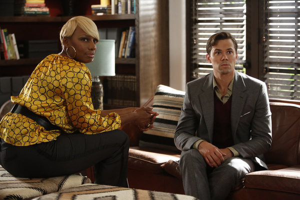 Still of Andrew Rannells and NeNe Leakes in Nauja norma (2012)