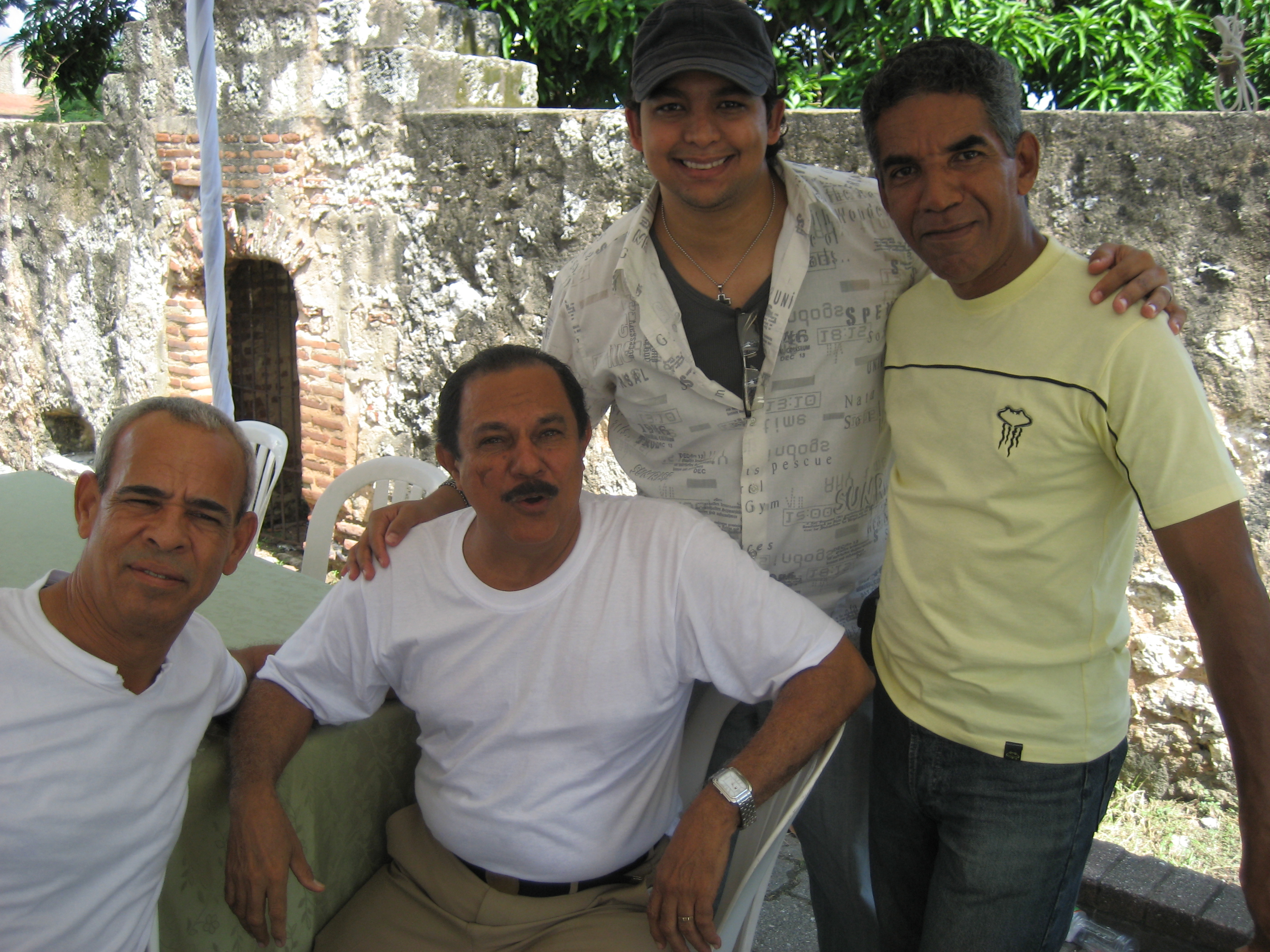 Actors Victor Checo, Angel Hache, Ed Garcia and Director Juan Delancer, on set Tropico de Sangre DR,2008.