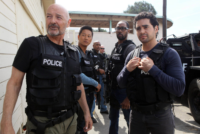 Still of Allen Hughes, Sung Kang, Terry O'Quinn, RZA, Ramon Rodriguez and Scott Rosenbaum in Gang Related (2014)