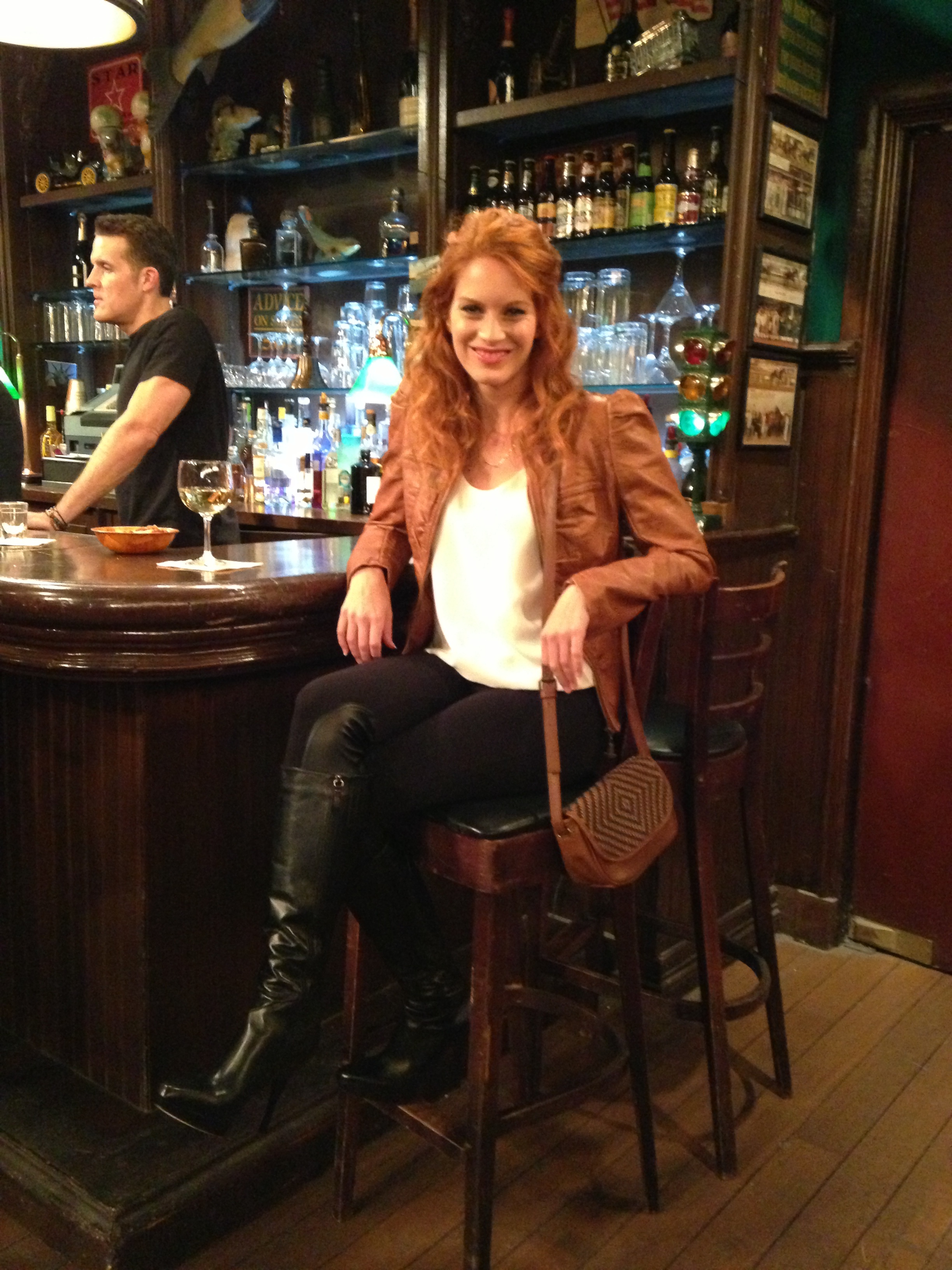 On set of How I Met Your Mother 