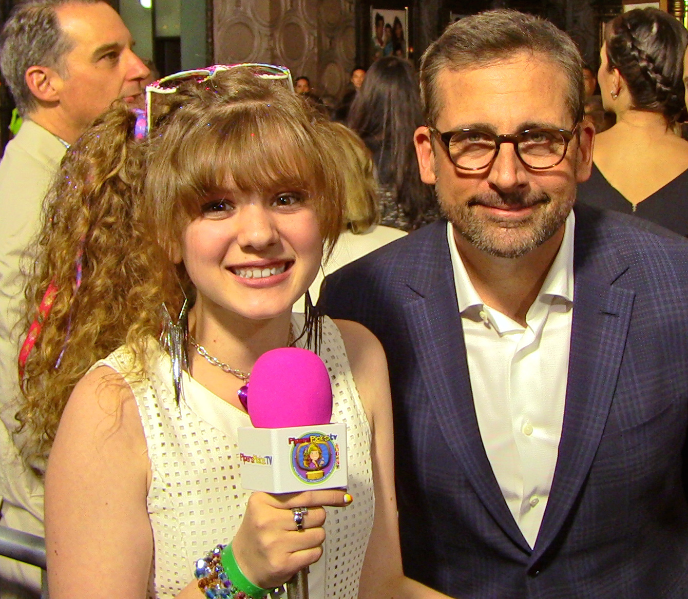 Piper Reese interviewing Steve Carell at the premiere for Disney's Alexander and the Terrible, Horrible, No Good, Very Bad Day