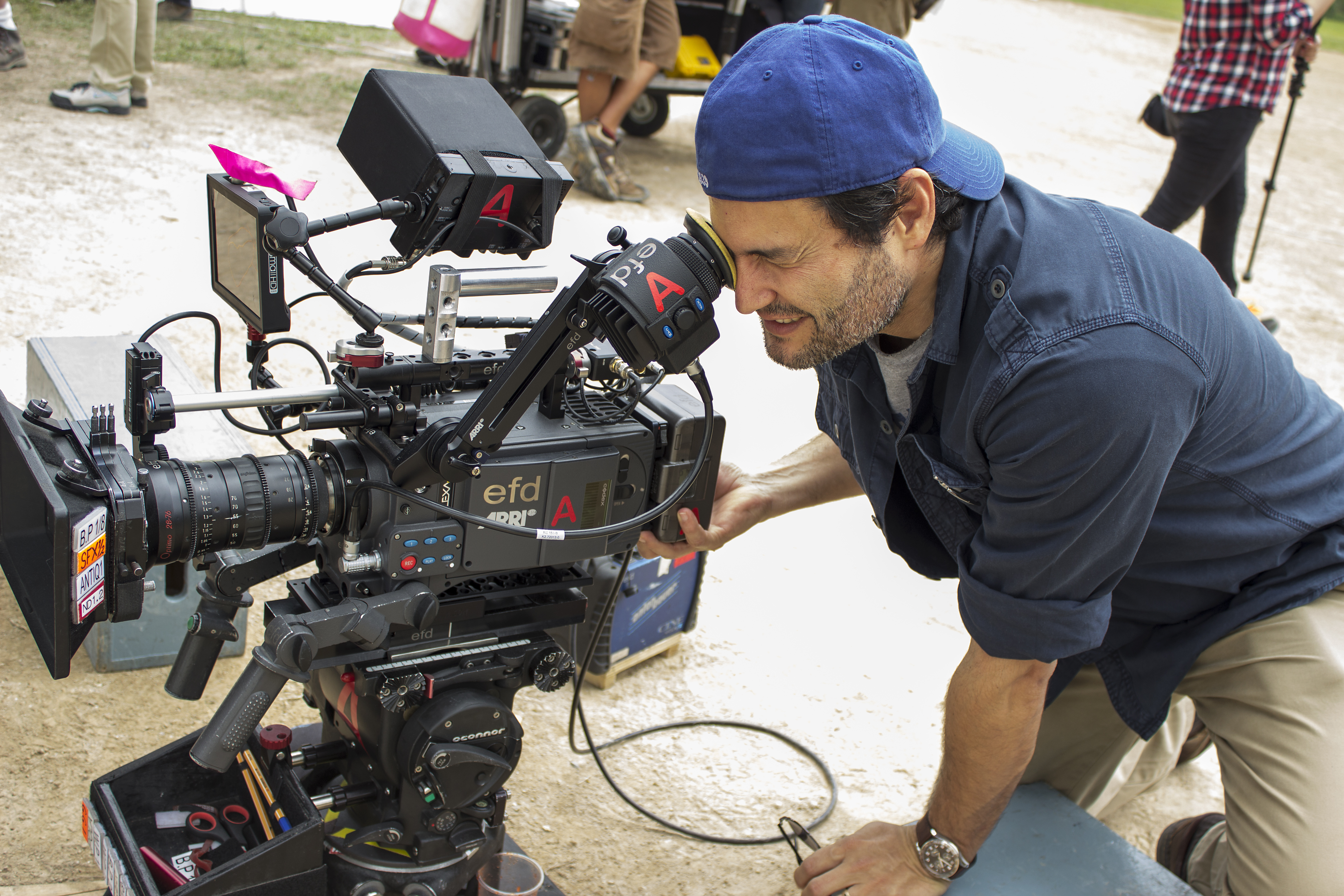 Gastón Pavlovich on the set of 108 Costuras