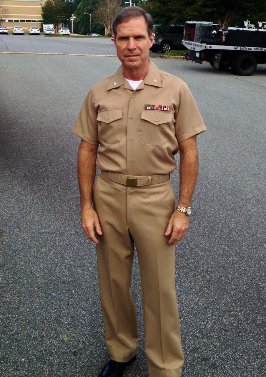 Randall Taylor as Colonel Avery on the set of 