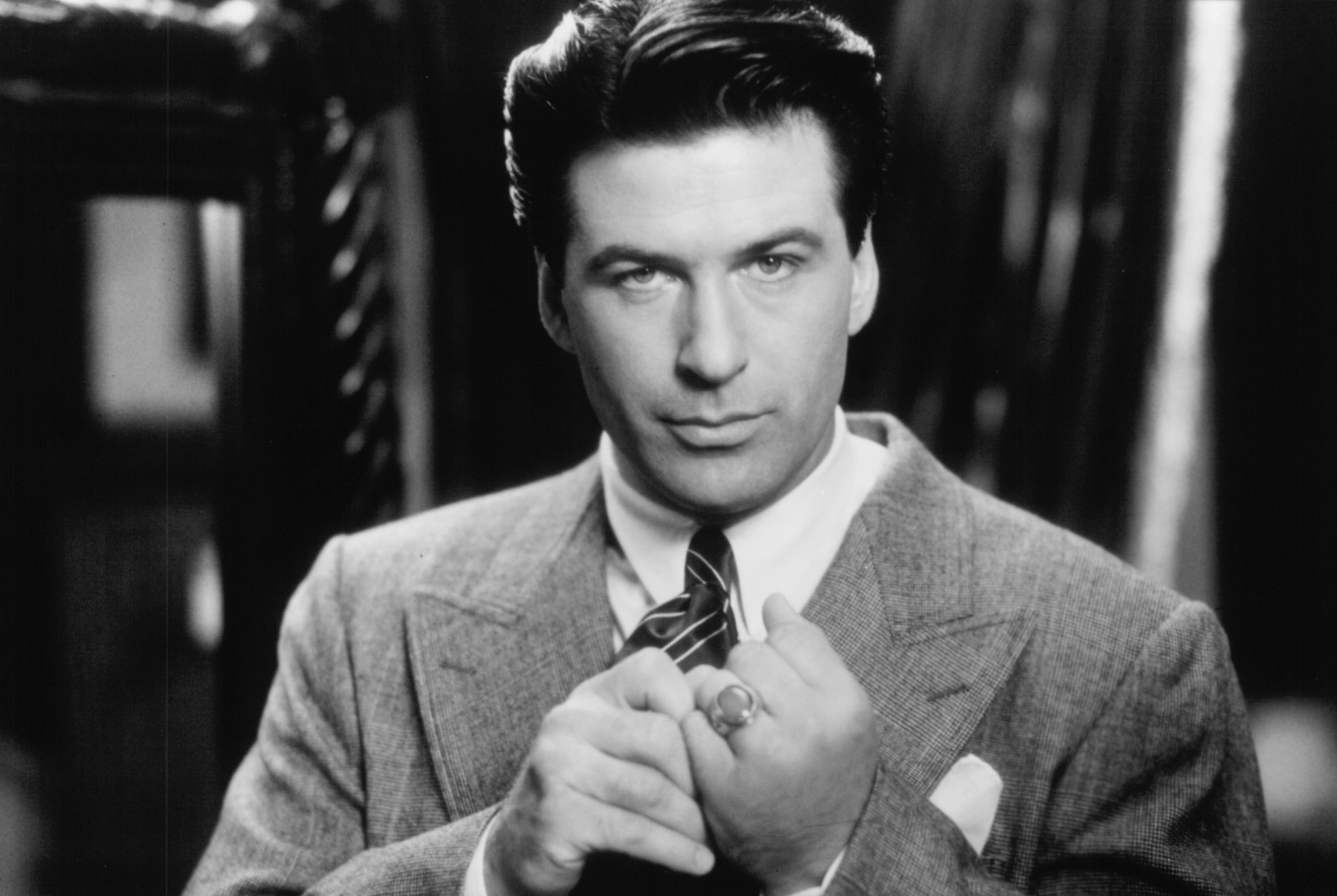 Still of Alec Baldwin in The Shadow (1994)