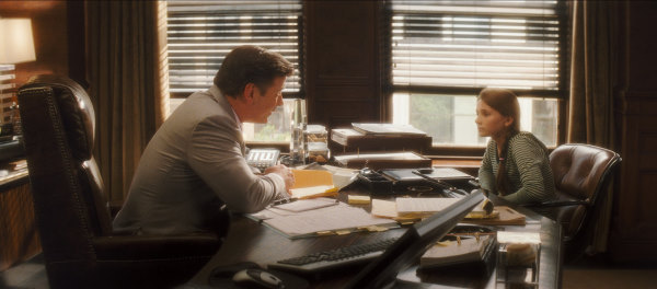 Still of Alec Baldwin and Abigail Breslin in My Sister's Keeper (2009)