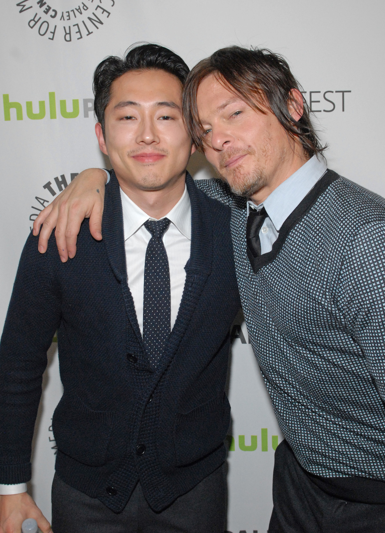 Norman Reedus and Steven Yeun at event of Vaiksciojantys negyveliai (2010)