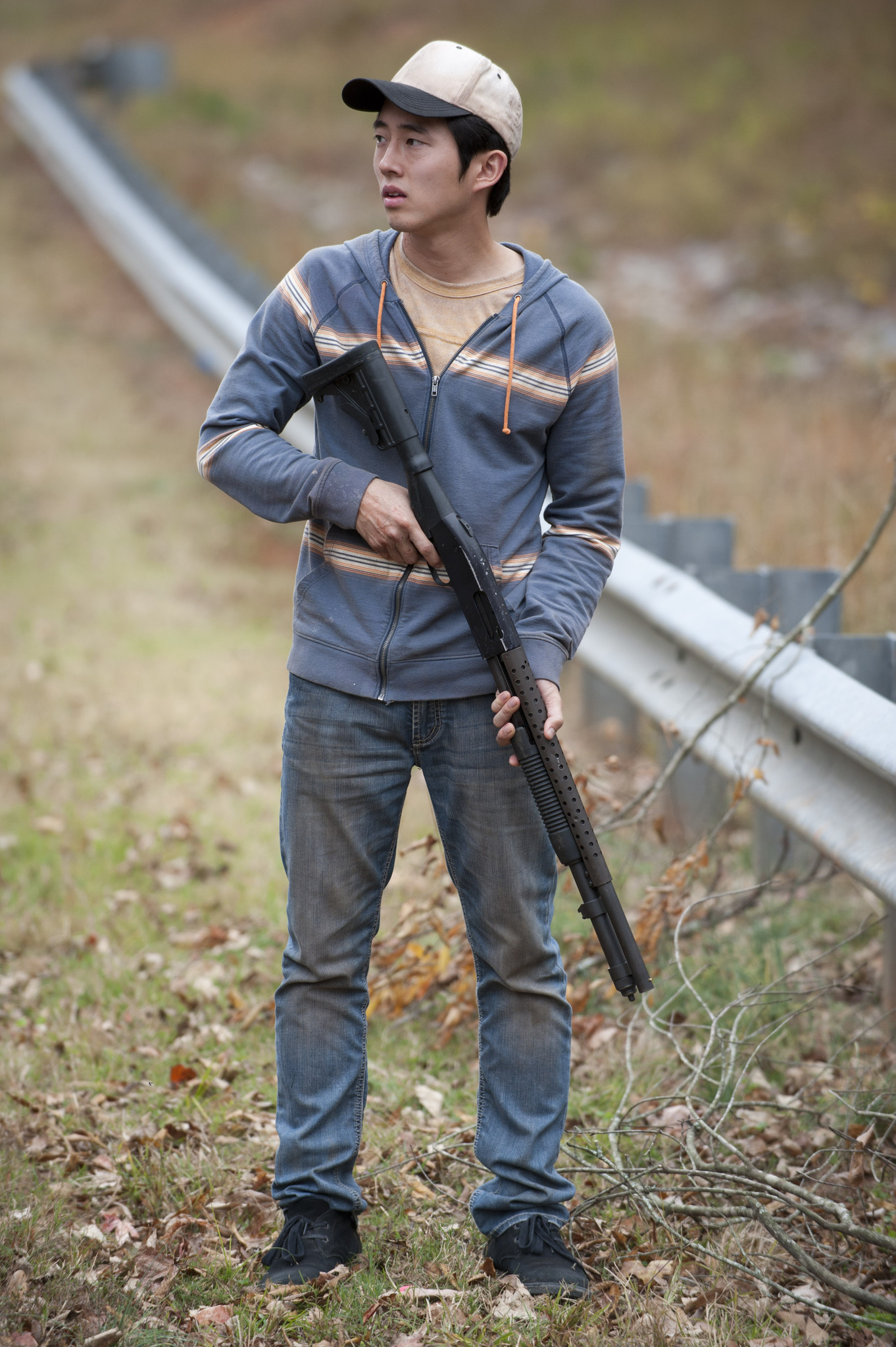 Still of Steven Yeun in Vaiksciojantys negyveliai (2010)