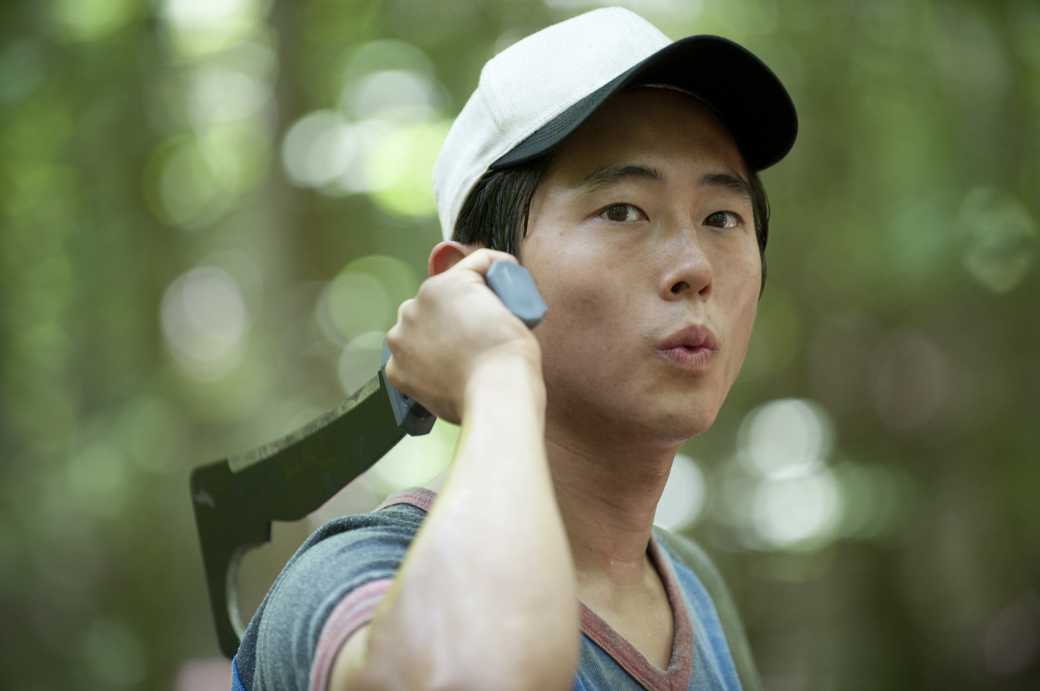 Still of Steven Yeun in Vaiksciojantys negyveliai (2010)