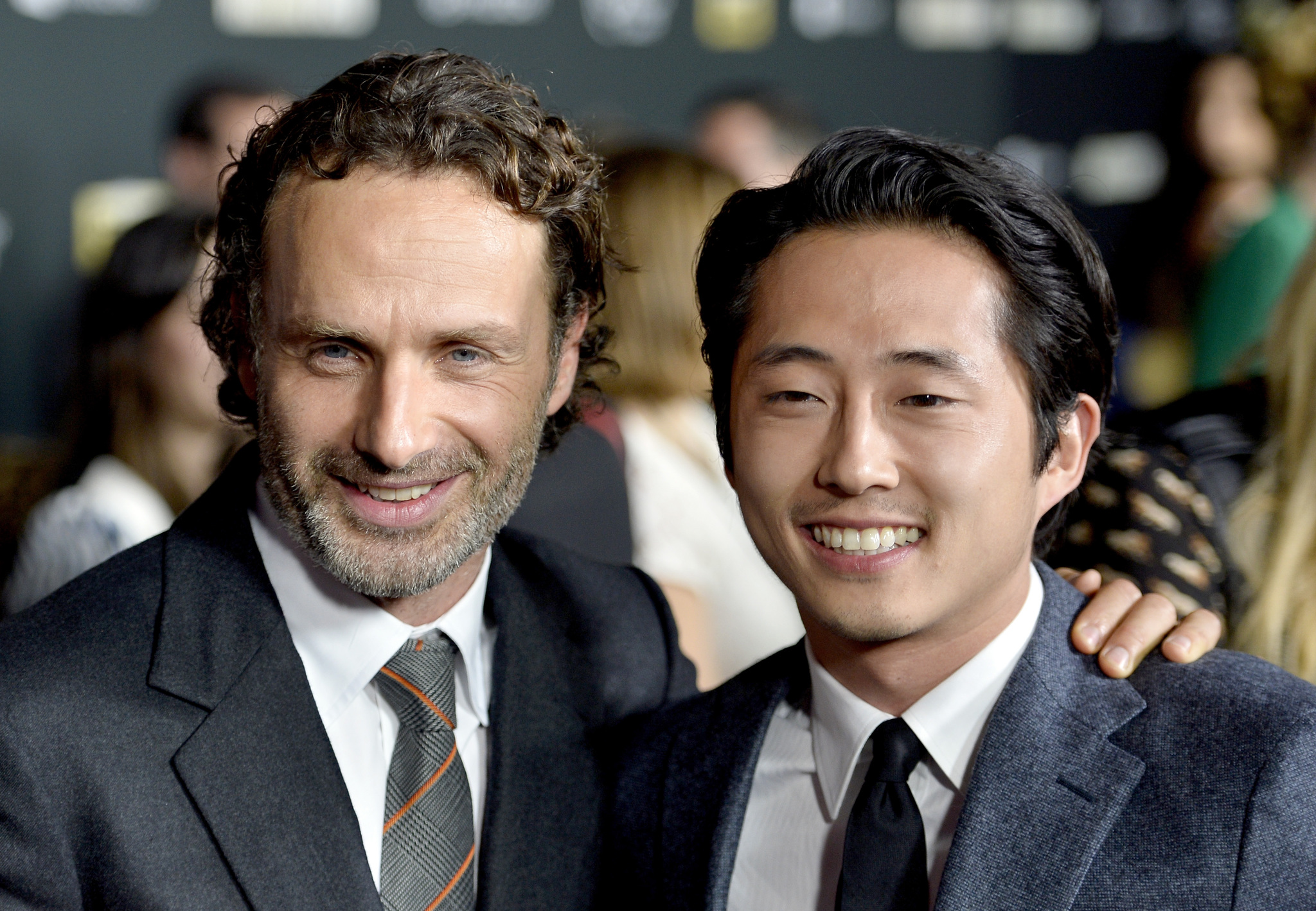 Andrew Lincoln and Steven Yeun at event of Vaiksciojantys negyveliai (2010)