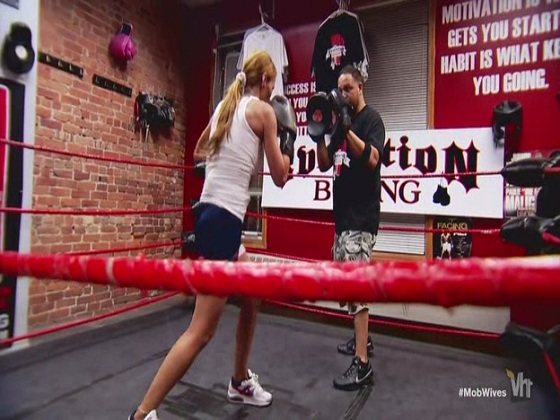 Anthony Pezzolanti doing Mitts with Drita D'Avanzo on MobWives season 2