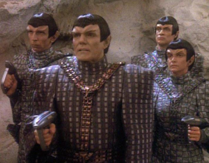 Star Trek: The Next Generation - Episode The Chase - Lena Banks far right front