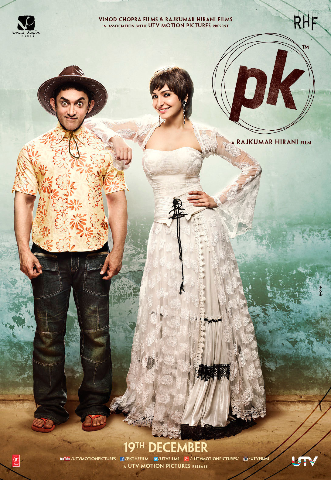 Aamir Khan and Anushka Sharma in PK (2014)