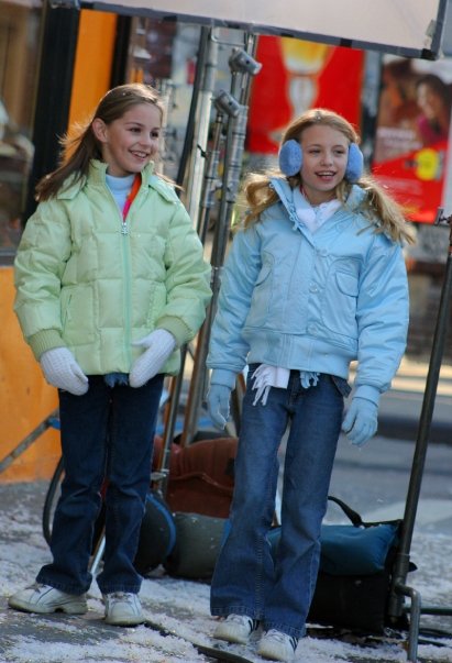 Ellen Burns and Mary Kate Malat on the set in HOPE AND A LITTLE SUGAR