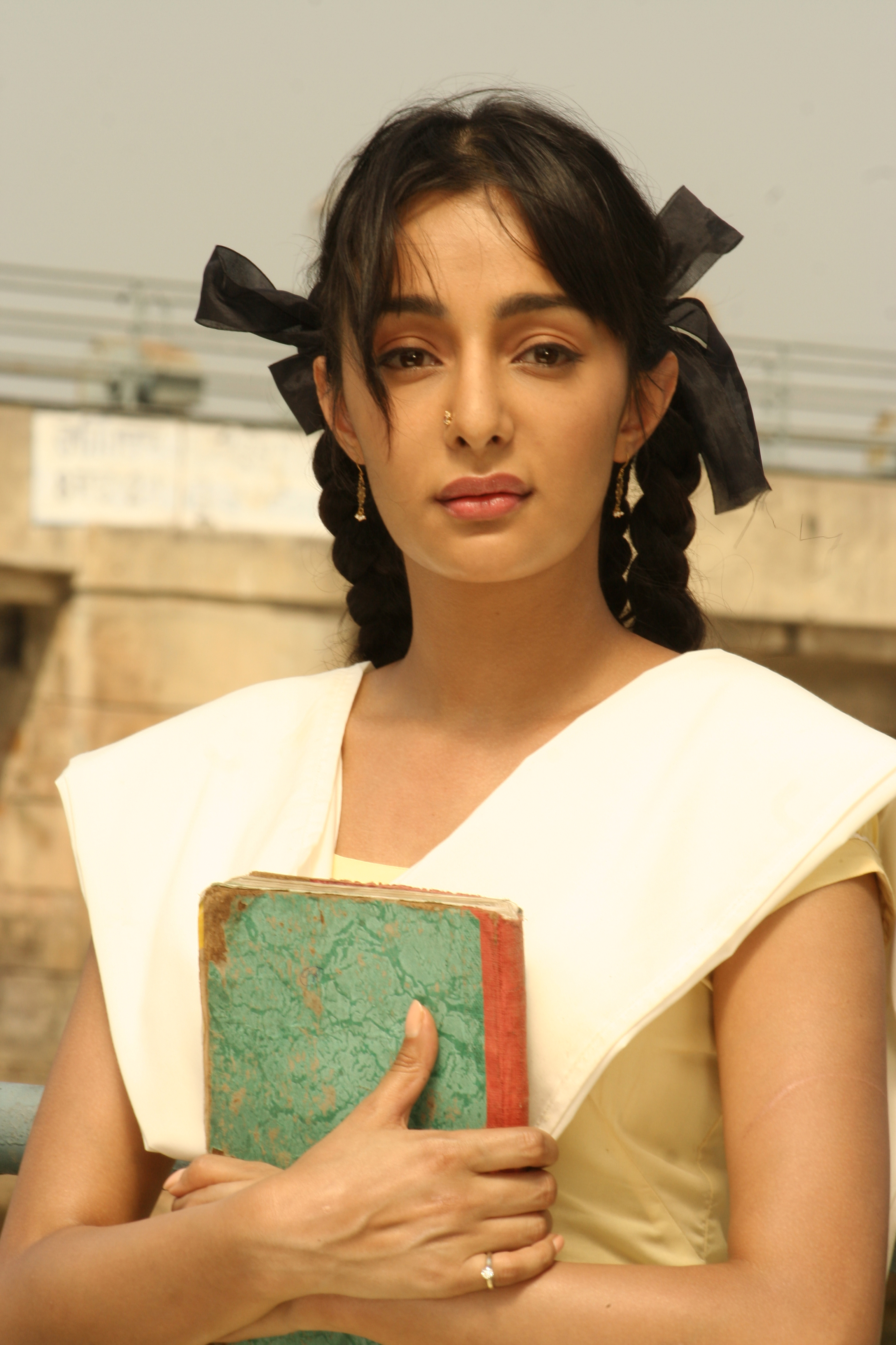 Still of character 'Chaandni' played in 'Sadiyaan'