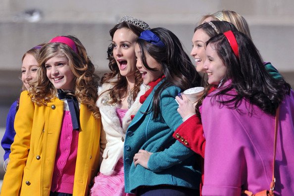 Kylie in a scene with the Constance Girls on Gossip Girl with Leighton Meester and Elena Kampouris.