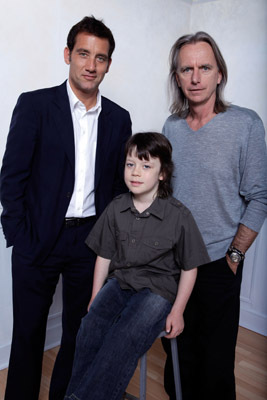 Scott Hicks, Clive Owen and Nicholas McAnulty