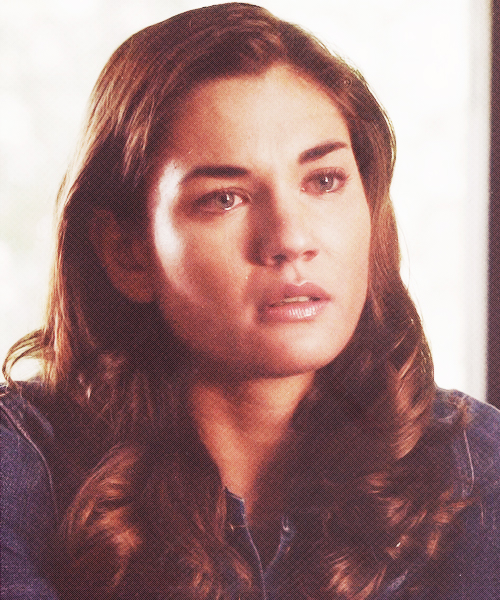 Chicago Fire as Dr. Hallie Thomas