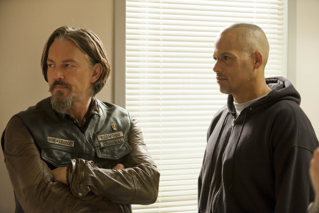 Still of Tommy Flanagan and David Labrava in Sons of Anarchy (2008)