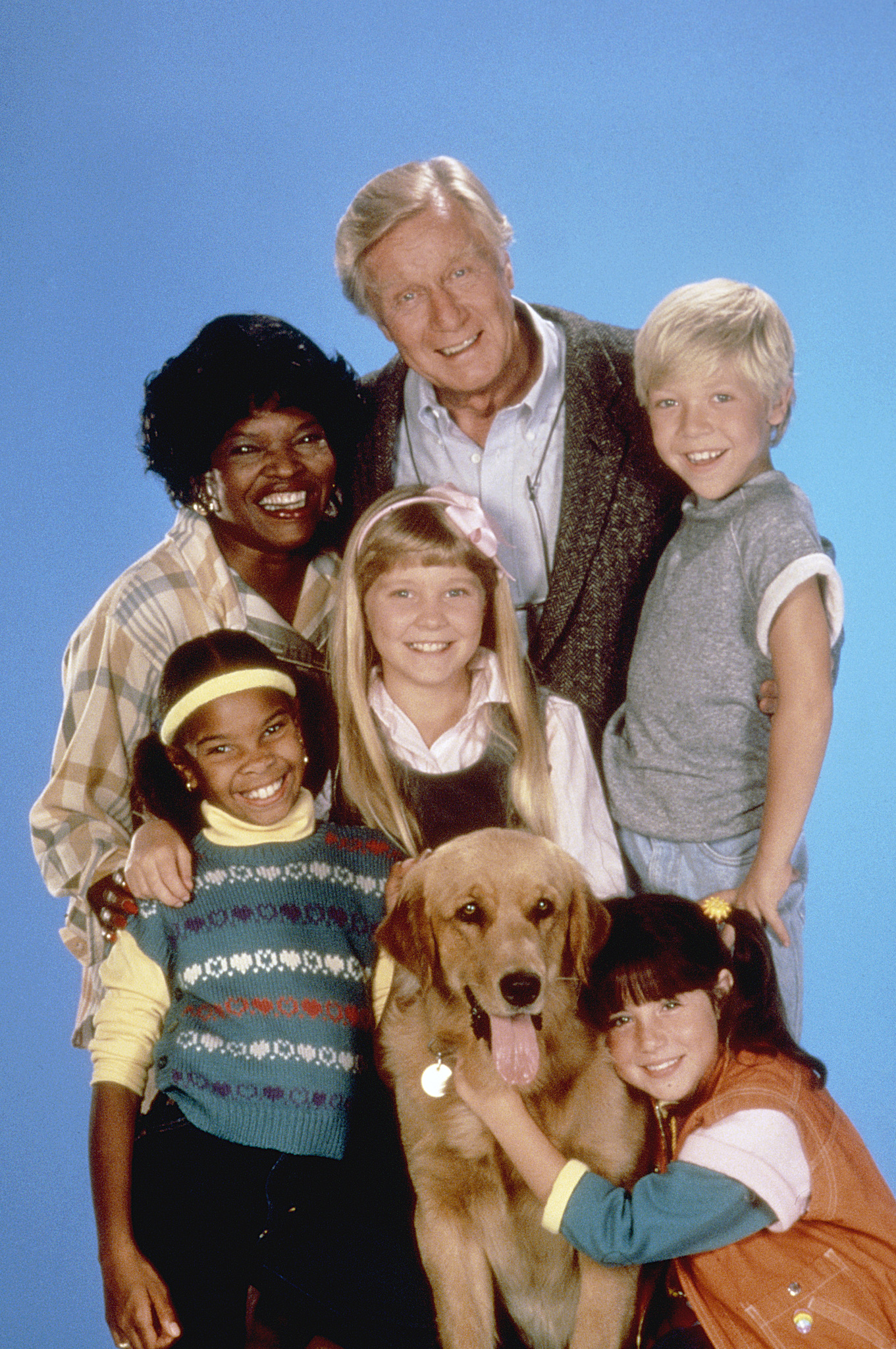 Still of Soleil Moon Frye, Ami Foster, Susie Garrett, George Gaynes, Cherie Johnson and Sandy in Punky Brewster (1984)