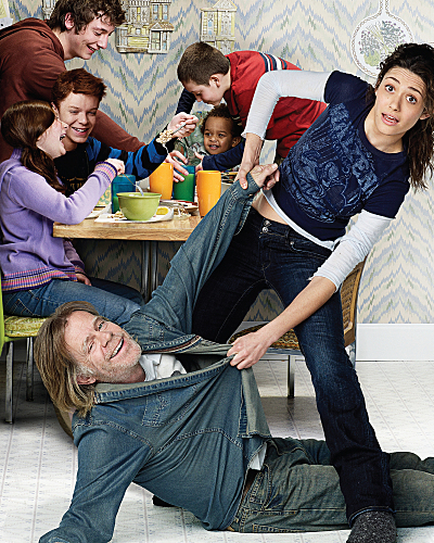 Still of William H. Macy, Emmy Rossum, Cameron Monaghan, Jeremy Allen White, Ethan Cutkosky and Emma Kenney in Shameless (2011)