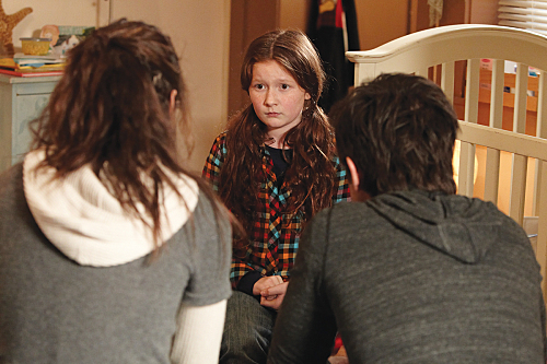 Still of Emmy Rossum, Justin Chatwin and Emma Kenney in Shameless (2011)