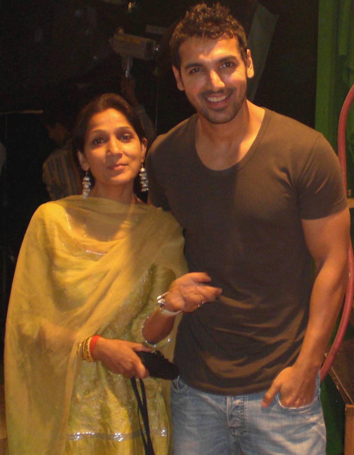 Filmfare Awards, Feb 2009 Mumbai, India. With John Abraham the sexiest man in Bollywood !