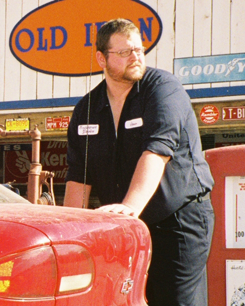 Jeremy Owen as Stew in GIMME SKELTER