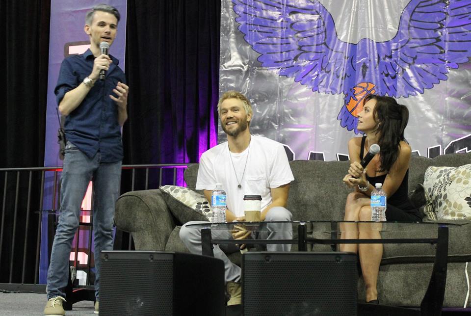 Joshua having fun with Chad Michael Murray and Hillary Burton at Eyecon's One Tree Hill Convention