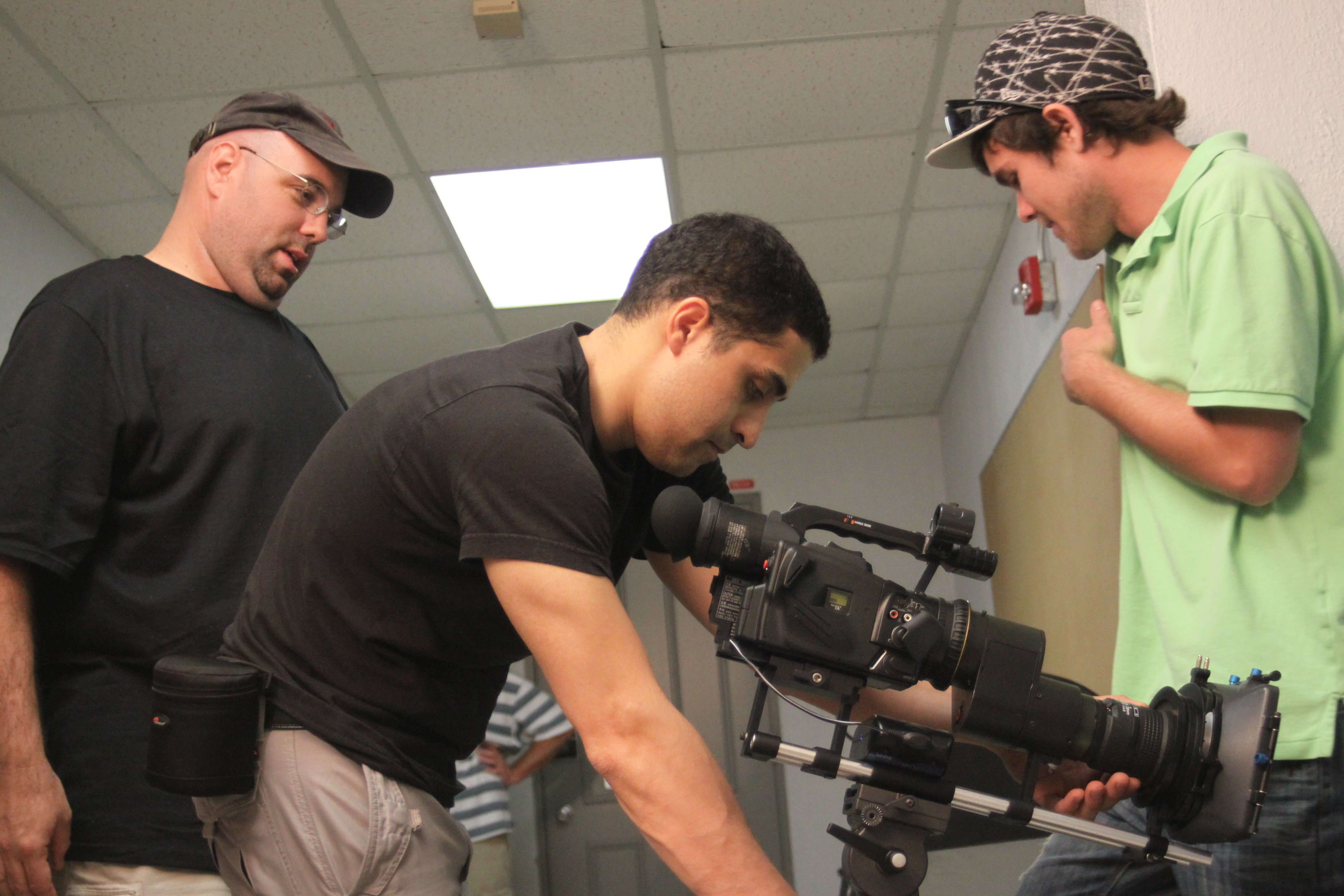 Donald E. Reynolds, Martin Lemaire and Daniel Curtis on the set of Hide.