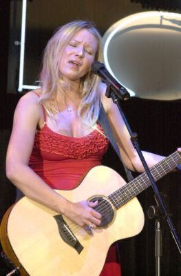 Jewel Kilcher