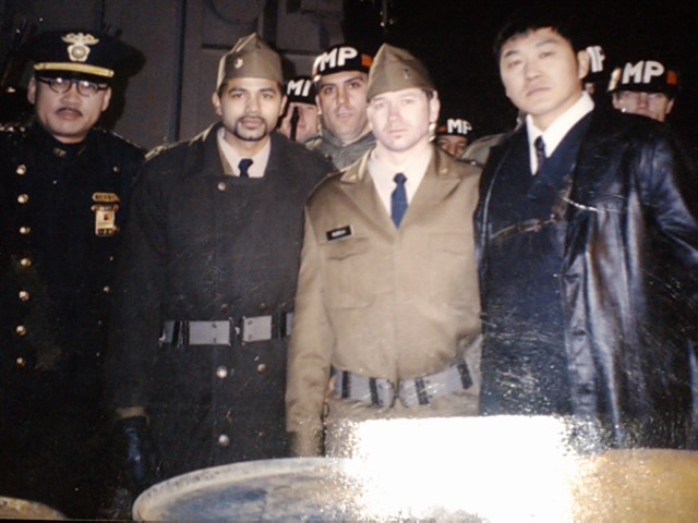 Yain Si Dae, The Kim Doo Han Story 2003 (Frank Powers as LT.Birtch)