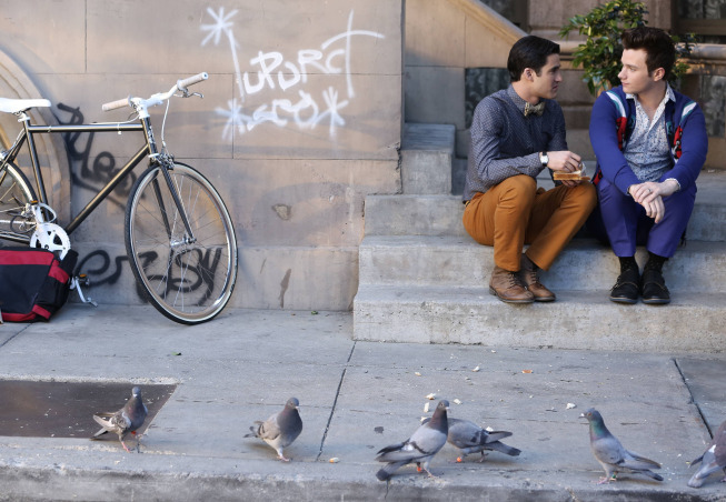 Still of Darren Criss and Chris Colfer in Glee (2009)