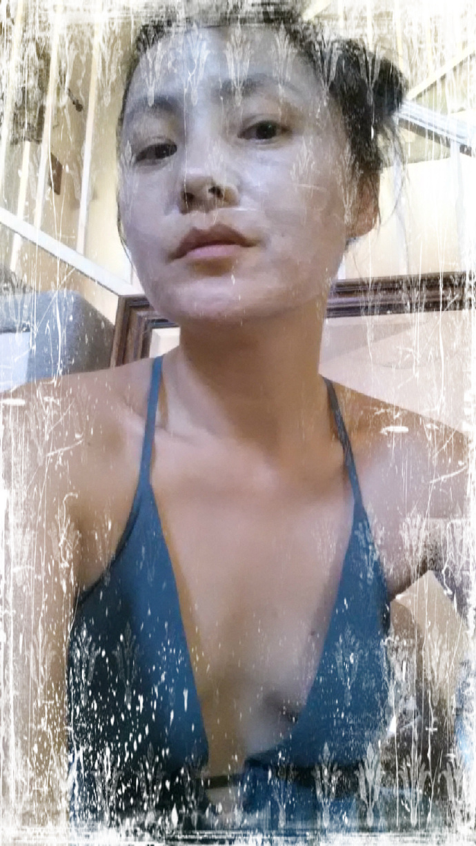 actress Nina Xining Zuo doing facial mask @ her home, taken by LL Vain Studios.