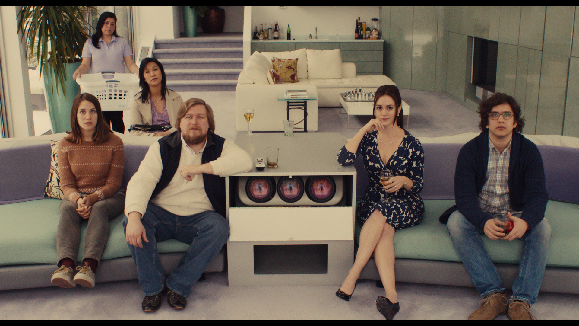 Still of Cindy Cheung, Heather Lind, Michael Chernus, Matthew Shear and Lola Kirke in Mistress America (2015)