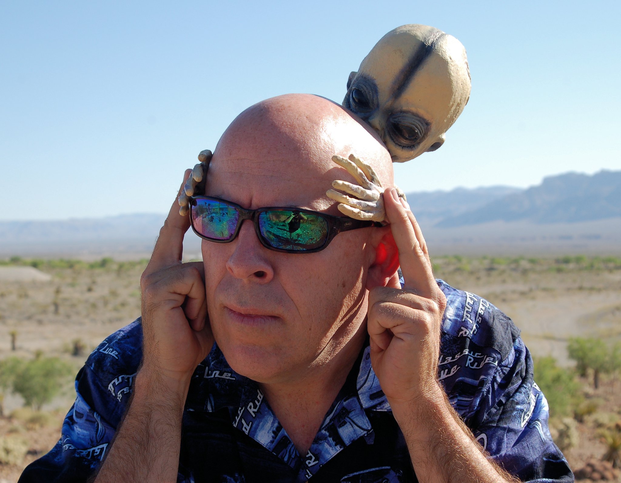 Haunted by an alien presence near Area 51, Nevada. Glenn has been followed by aliens since the 1990s, which he was an authority on Area 51. Glenn is an professed agnostic on aliens - neither believing nor disbelieving.