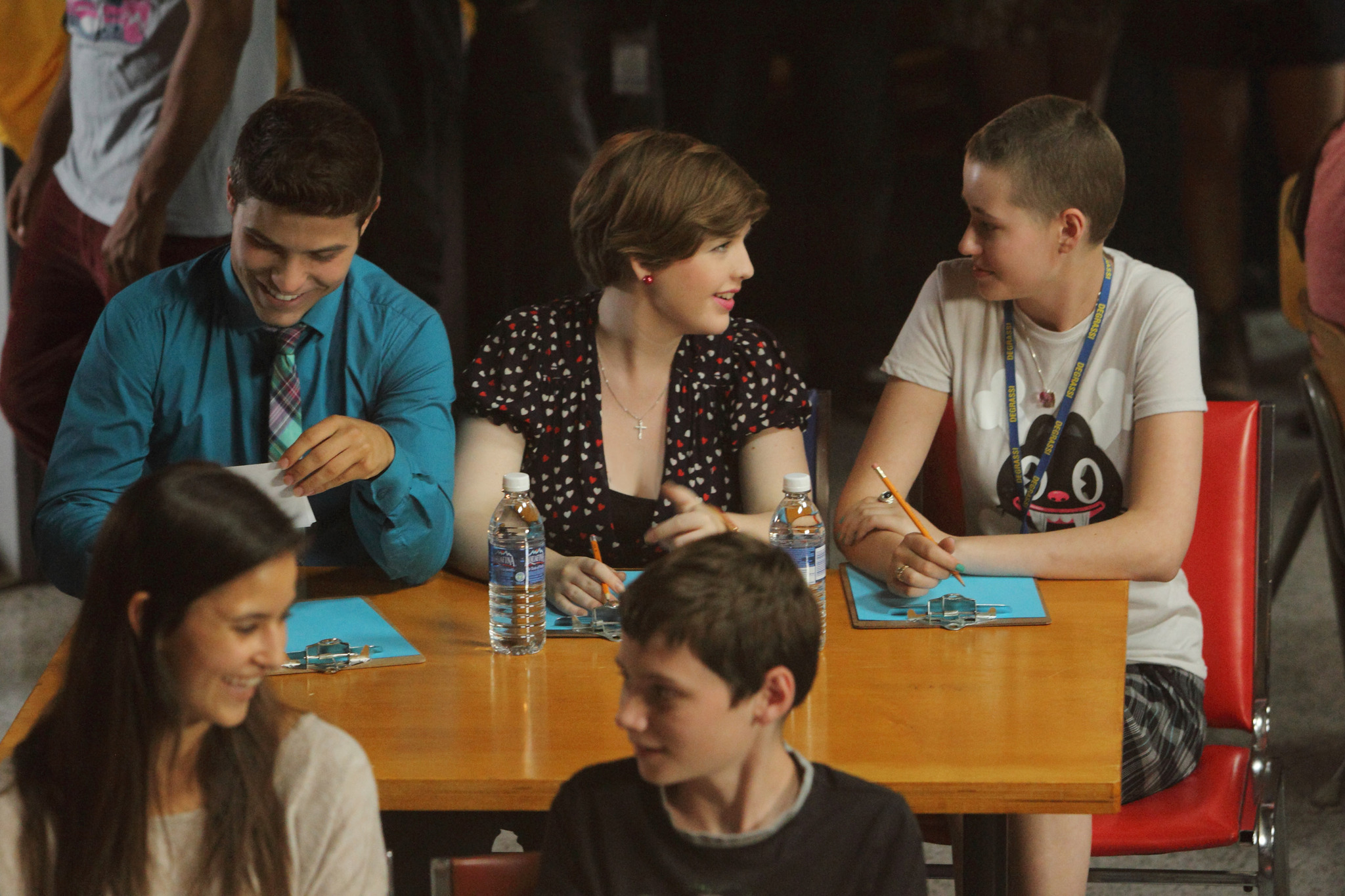 Still of Aislinn Paul, Luke Bilyk and Drew Torres in Degrassi: The Next Generation (2001)