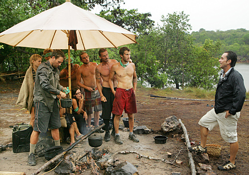 Still of Jeff Probst, Sierra Reed, Benjamin Wade, James Thomas Jr., Brendan Synnott and Stephen Fishbach in Survivor (2000)