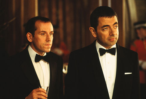 Still of Rowan Atkinson and Ben Miller in Johnny English (2003)