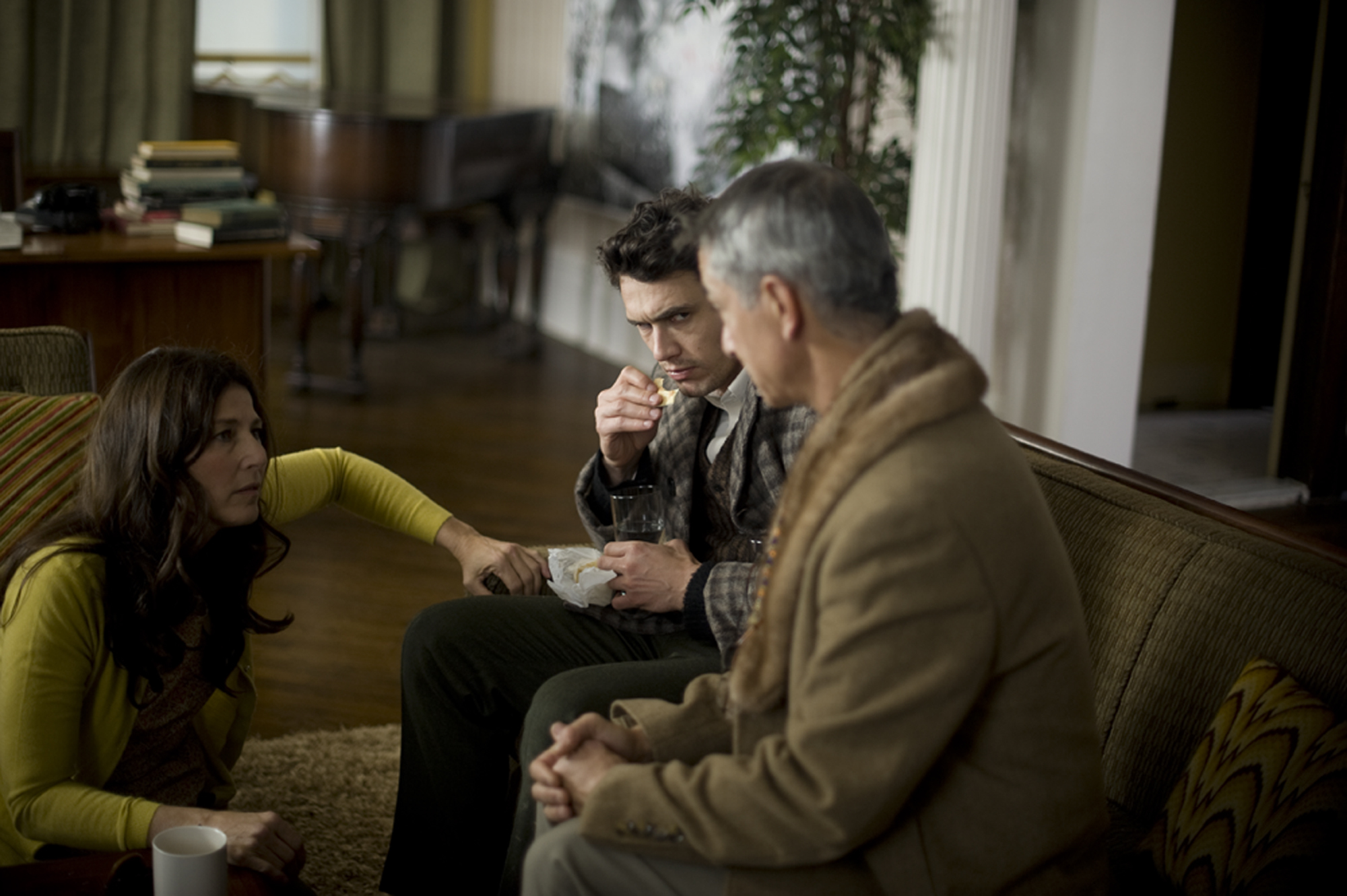 Still of Catherine Keener and James Franco in Maladies (2012)