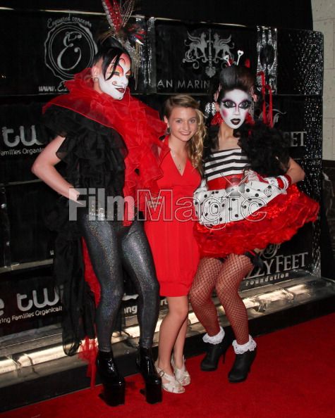 October 14, 2011 1st Annual Los Angeles Art Experience Gala Premiere Party Benefitting Dizzy Feet Foundation