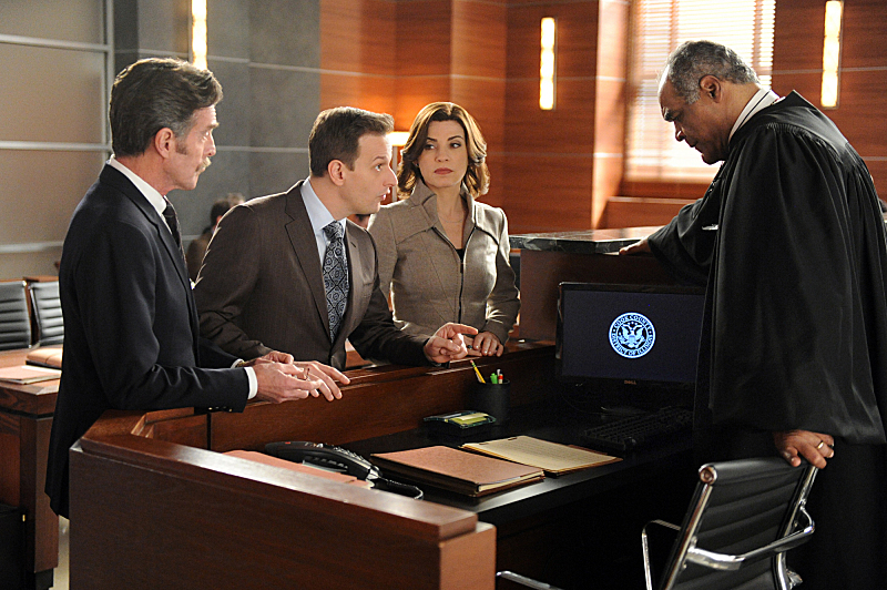 Still of Julianna Margulies, David Fonteno and Jared Andres in The Good Wife (2009)