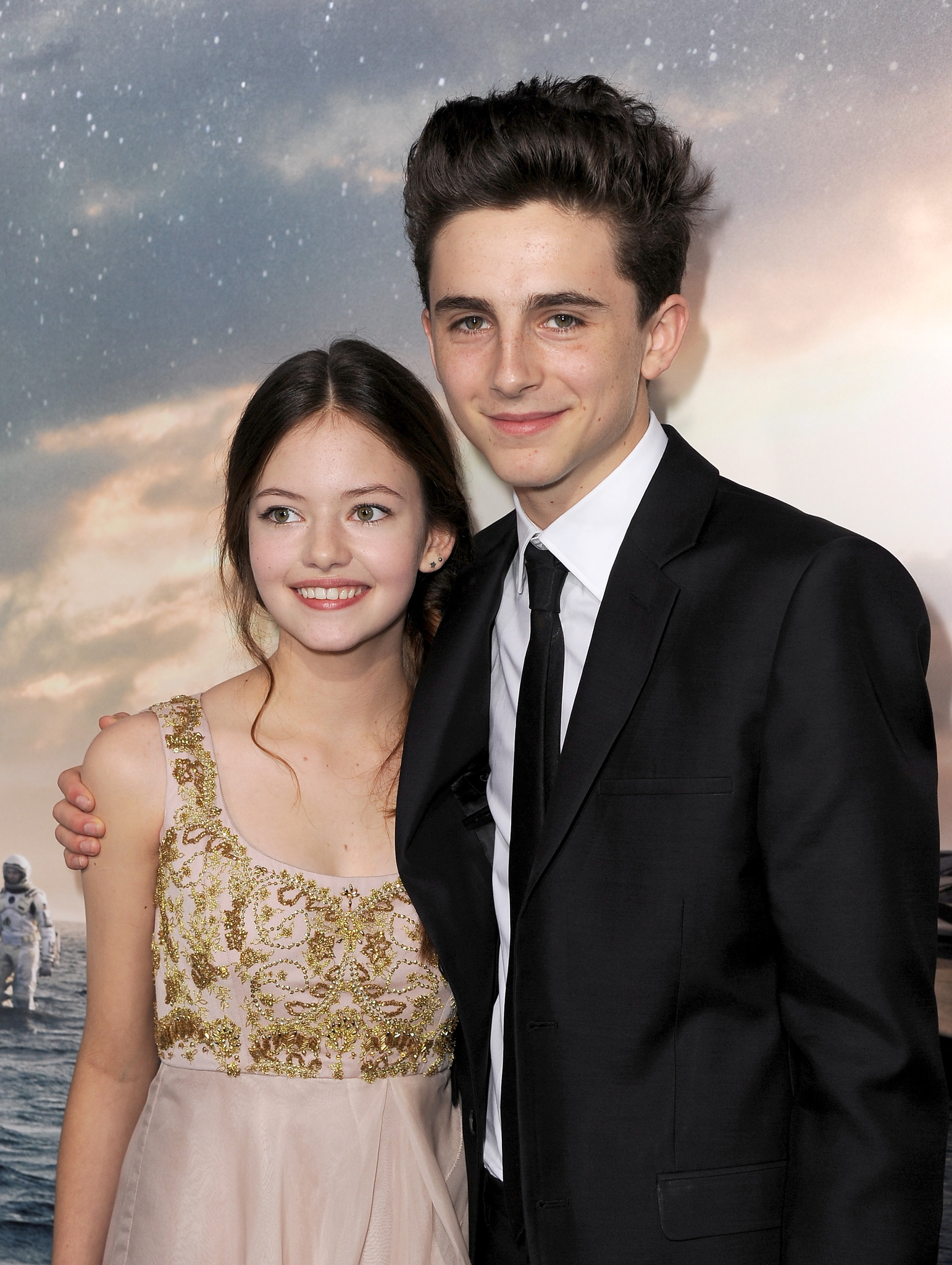 Timothée Chalamet and Mackenzie Foy at event of Tarp zvaigzdziu (2014)