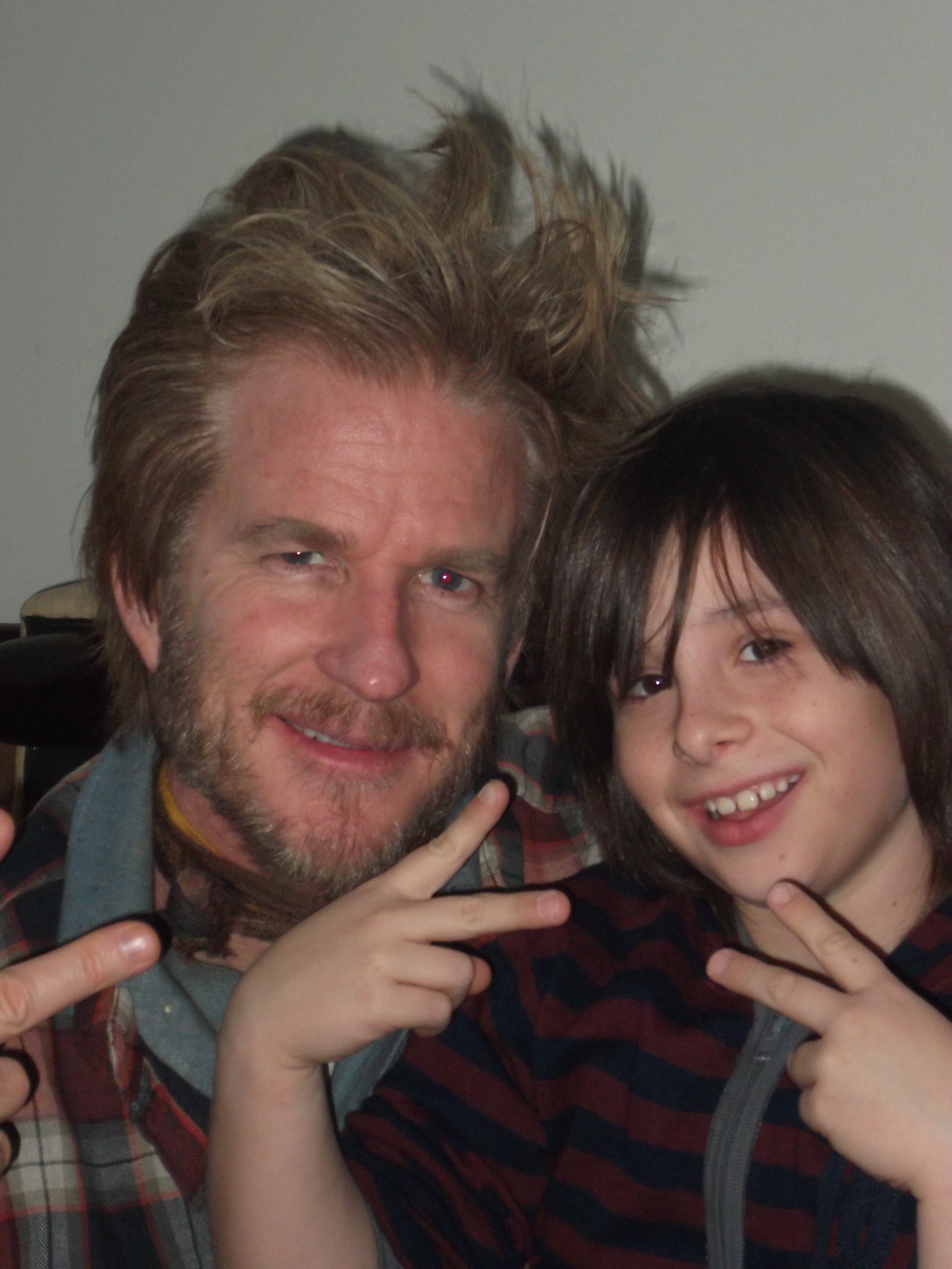 Robbie Tucker & Matthew Modine on~set of Family Weekend 1/2011