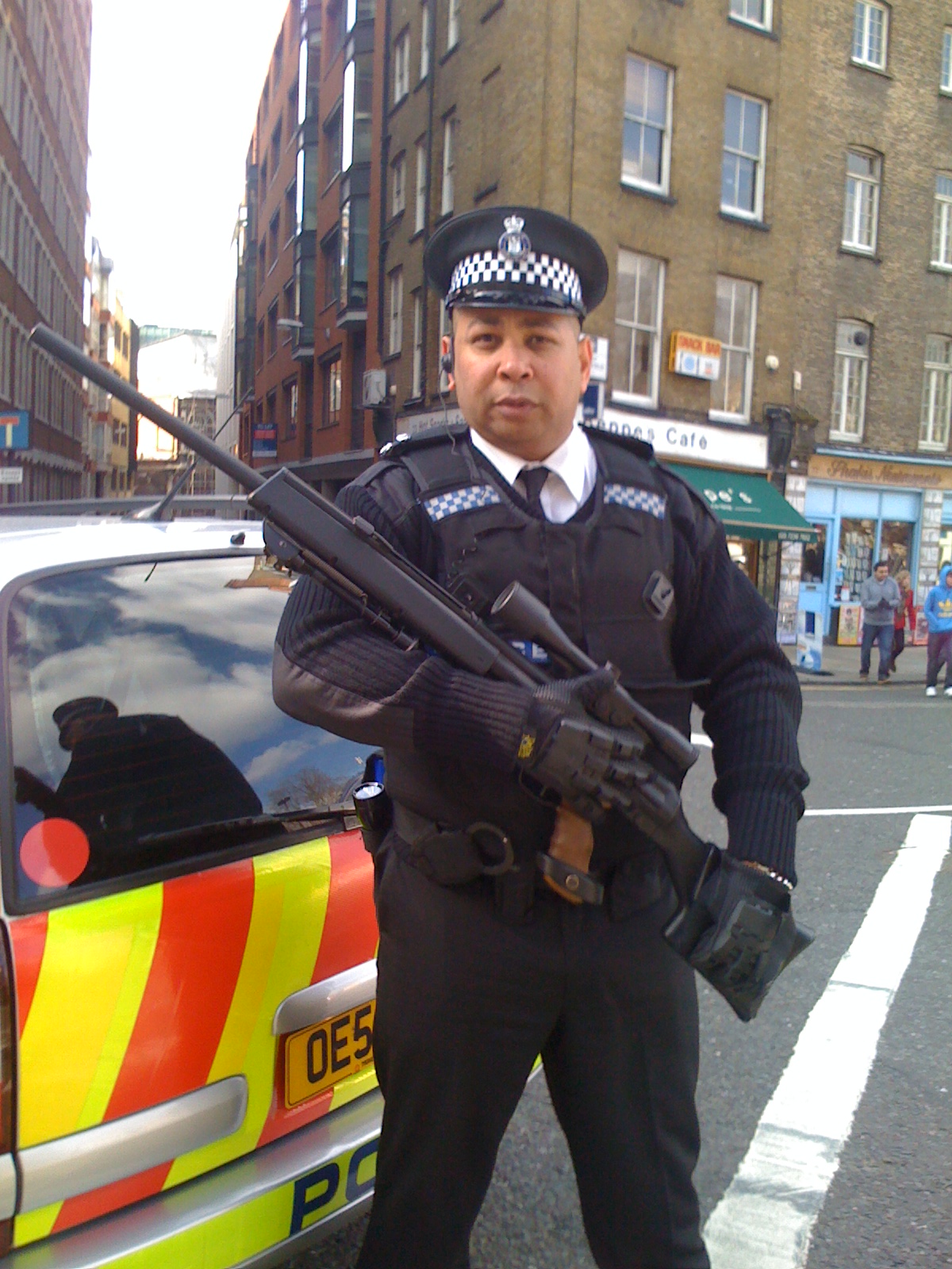 Actor Robby Haynes - Armed Response Officer - Weapons Trained