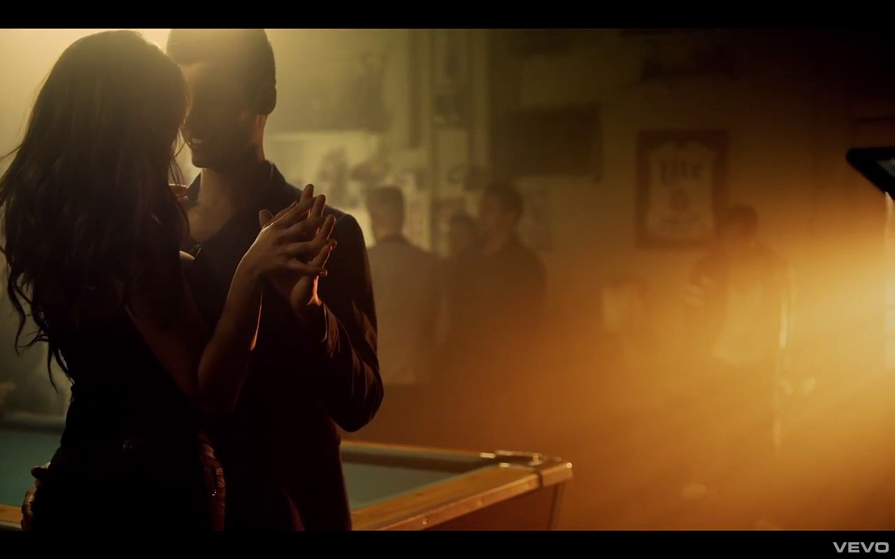 SHOOTING THE WANTED MUSIC VIDEO WITH SIVA IN THE BAR SCENE